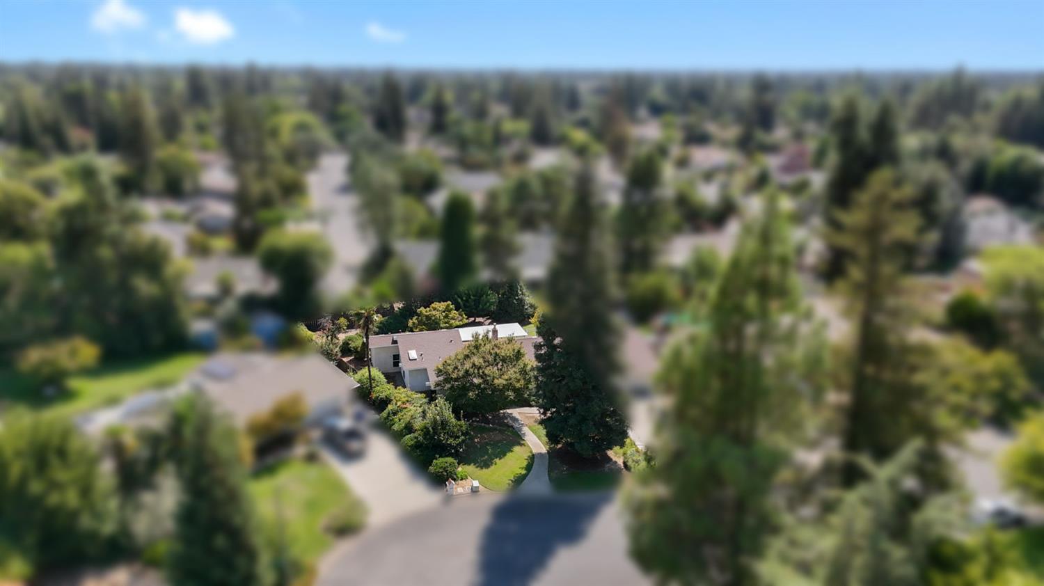 2641 W Paul Ave, Fresno, CA 93711
