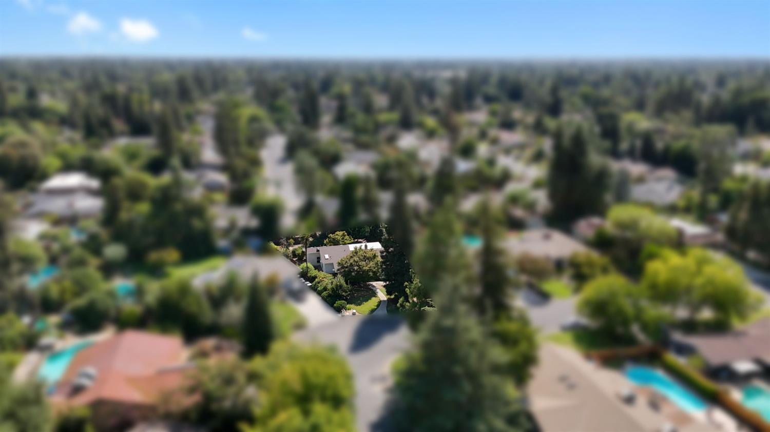 2641 W Paul Ave, Fresno, CA 93711