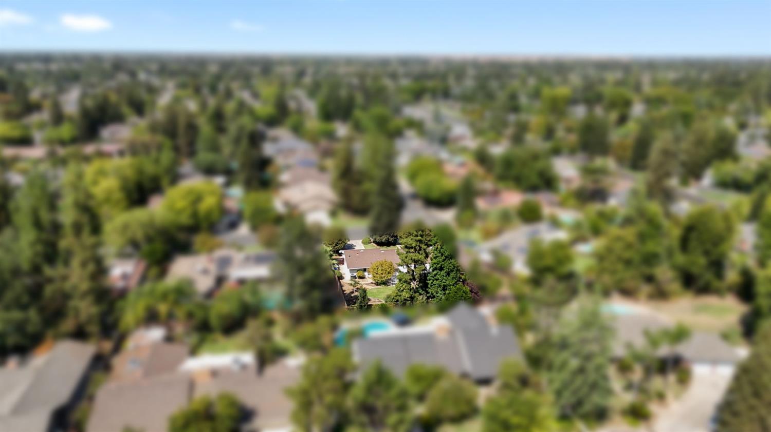 2641 W Paul Ave, Fresno, CA 93711