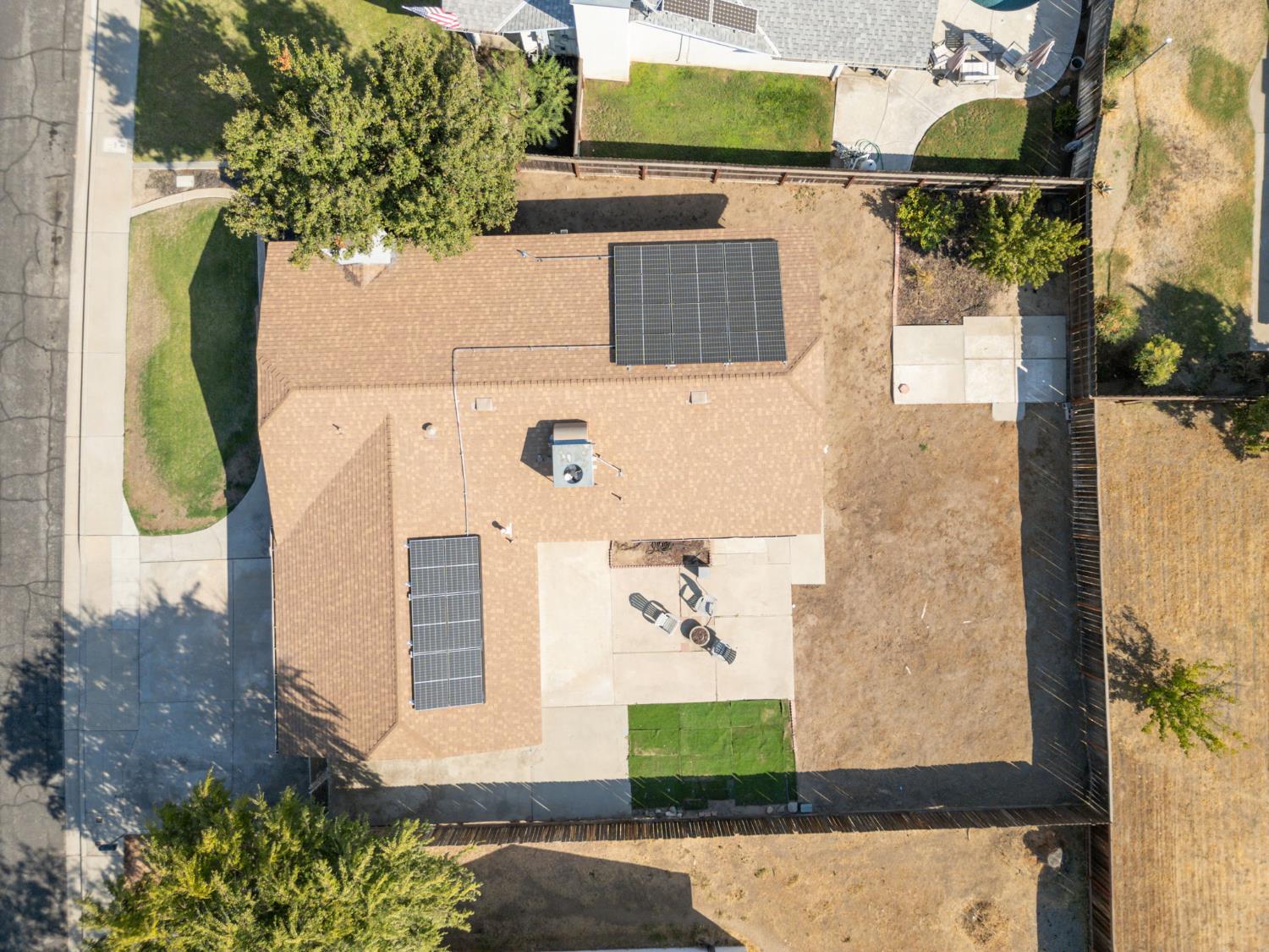 1488 Ashcroft Ave, Clovis, CA 93611