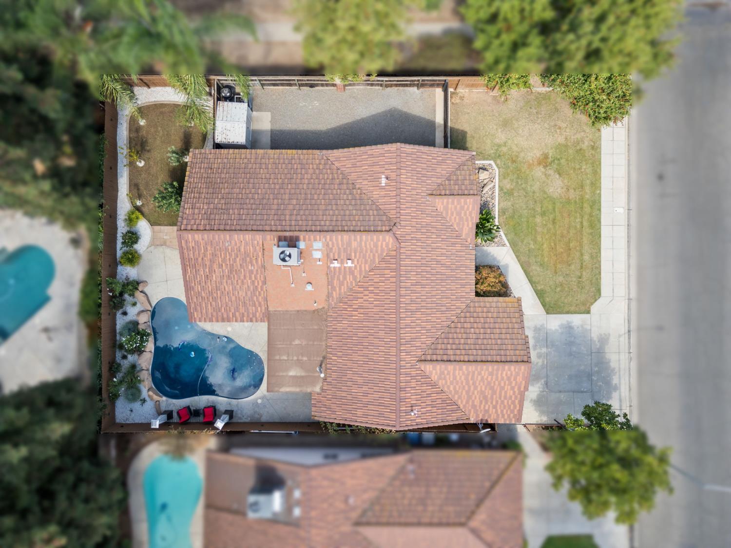 7195 N Carnegie Ave, Fresno, CA 93722