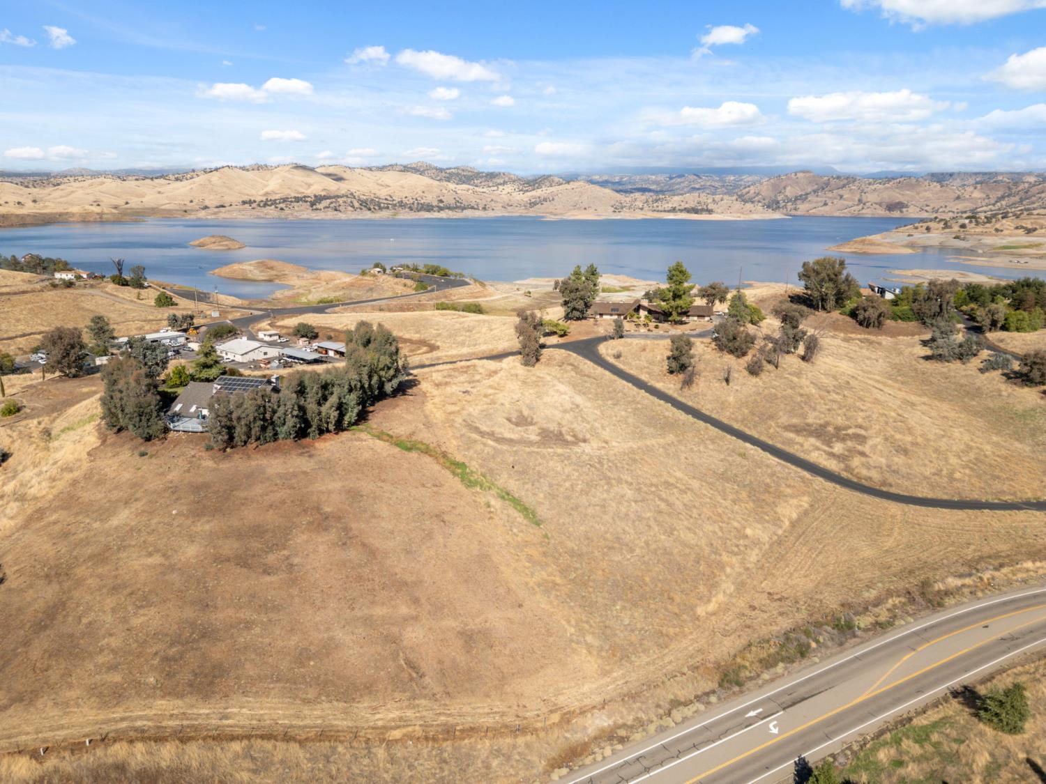 4614 Millerton Rd, Friant, CA 93626