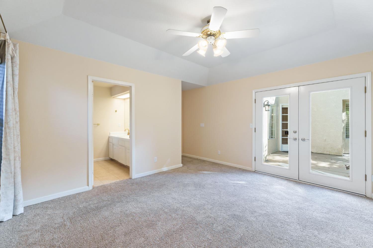 9501 N Congress Ave, Fresno, CA 93720