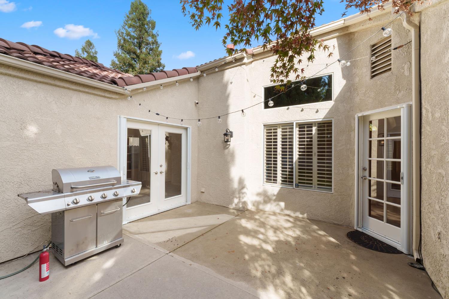 9501 N Congress Ave, Fresno, CA 93720