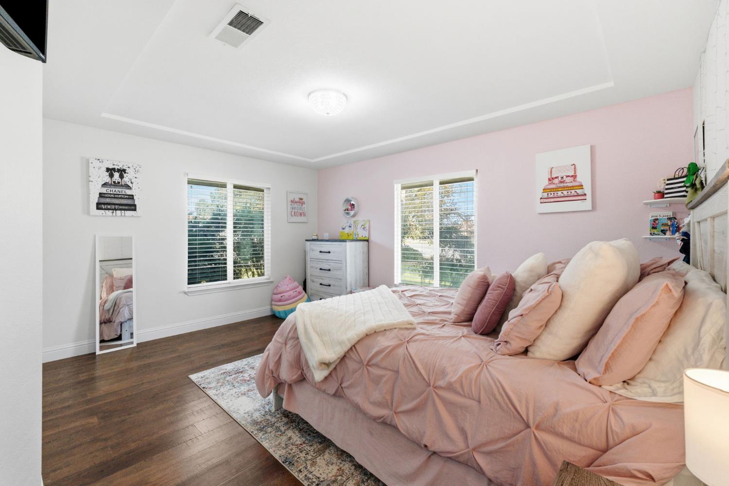 1112 S Sunnyside Ave, Fresno, CA 93727